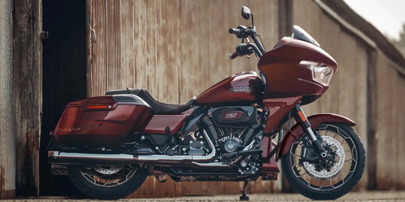 Discover the 2024 Harley-Davidson® CVO™ Road Glide® in Mansfield, PA