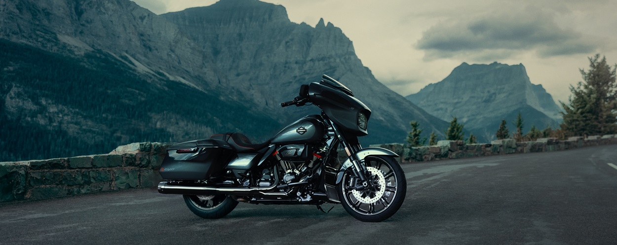 Discover the 2025 Harley-Davidson® CVO™ Street Glide® near State College, PA